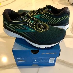 Brooks Ghost 12  Men’s size 7